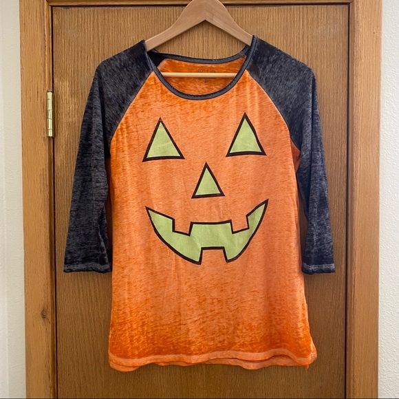 Zoe + Liv Tops - ZOE + LIV • Burnout Baseball Style Halloween Jack-O-Lantern Shirt - Size M